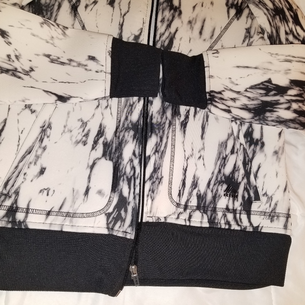 Rbx Jacket - image 2